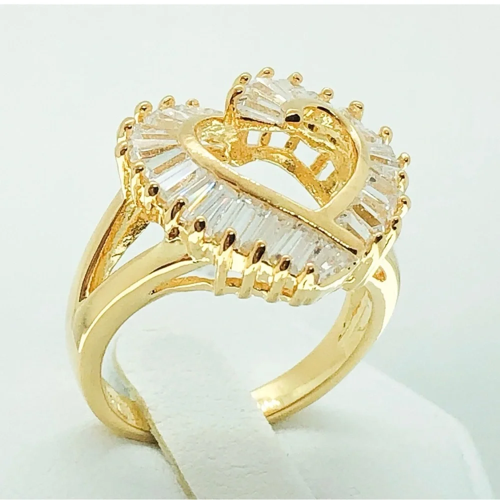 Size 6 Gold Filled Triple A CZ Heart Ring - Picture 3 of 8